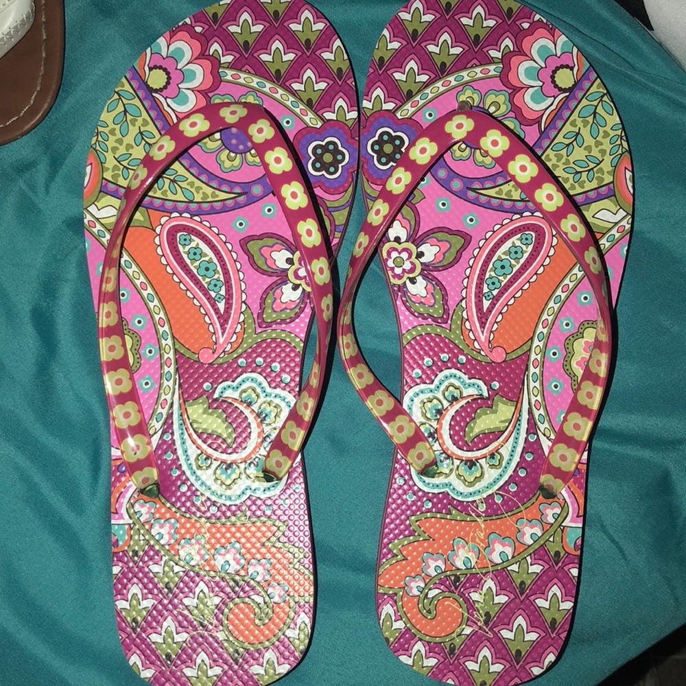Vera Bradley flip flops. No tags but never worn.